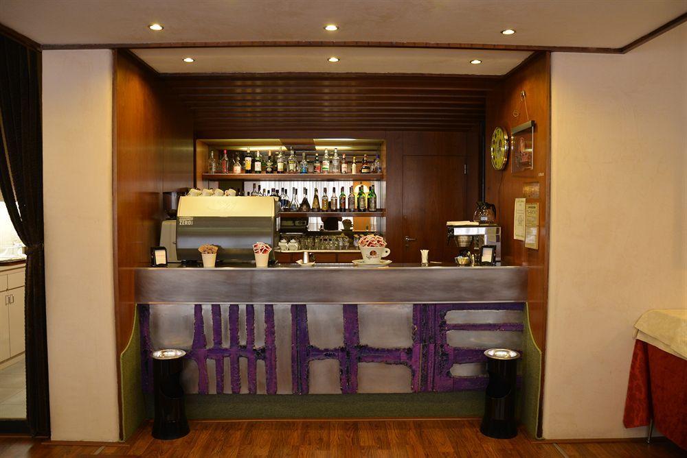 Hotel Salieri Legnago Ngoại thất bức ảnh