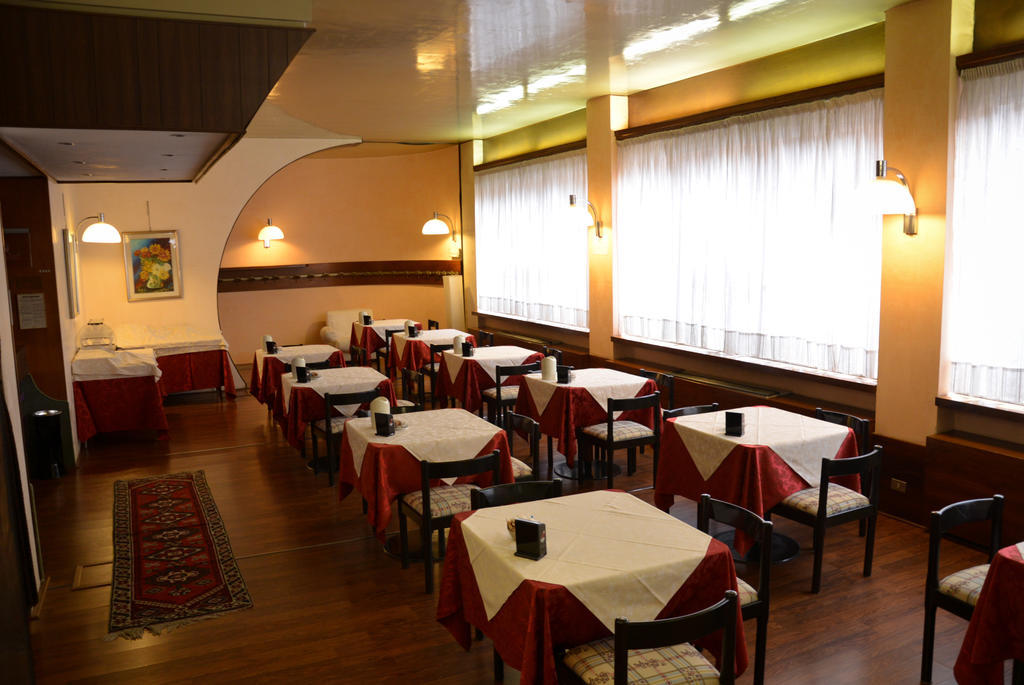 Hotel Salieri Legnago Ngoại thất bức ảnh