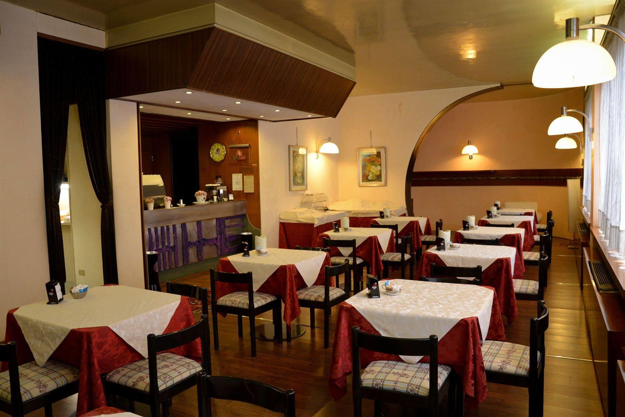 Hotel Salieri Legnago Ngoại thất bức ảnh