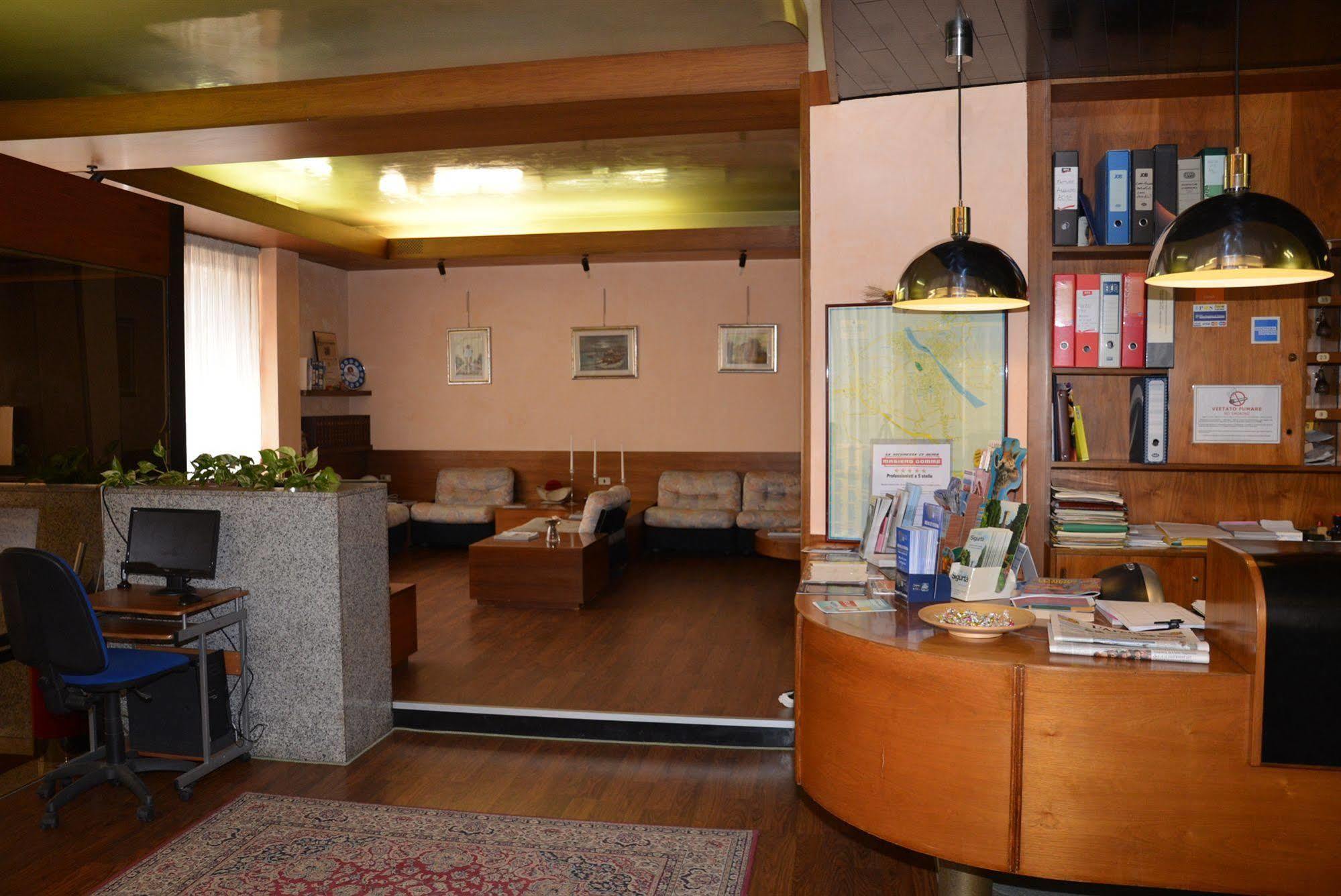 Hotel Salieri Legnago Ngoại thất bức ảnh
